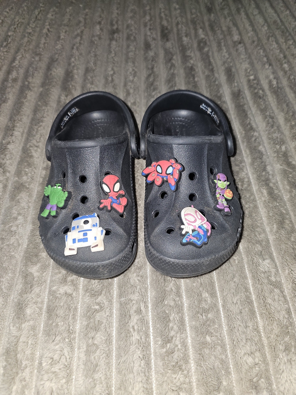 Kids Black Croc Clog Shoes with Superhero Charms Size 9 - KS 1